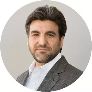 Daniel Korschun - Author