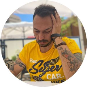 Daniel Mendoza Leal - Musical artist