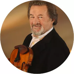 Daniel Stabrawa - Polish Violinist