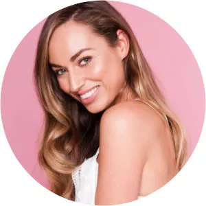 Daniella Moyles - Model