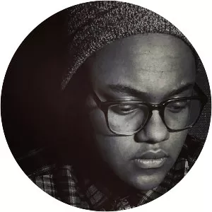 Danielle Grubb - Musical artist