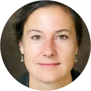 Danielle Teller photograph