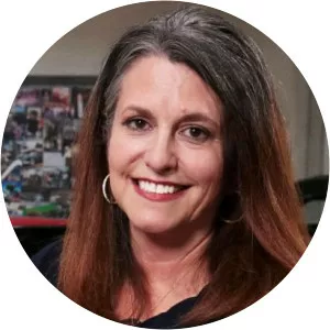 Daphne Rawlings Kaminski - Richard Rawlings' sister