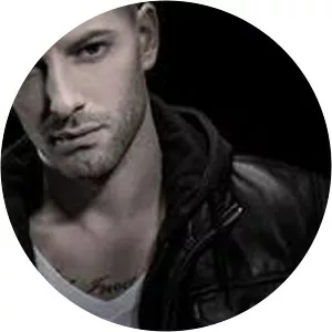 Darcy Oake