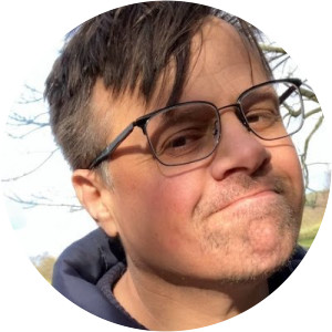 Darius Hinks - Author