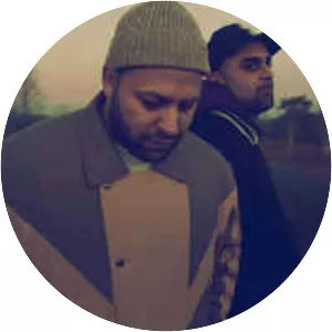 Darkhouse Family - Musical group