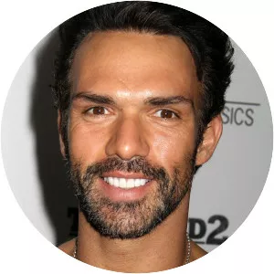 Darren Shahlavi