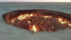 Darvaza gas crater - 