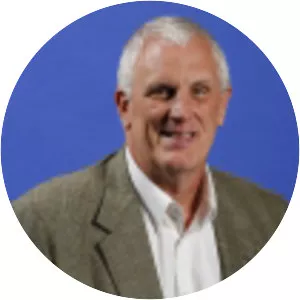 Dave Corzine - American professional basketball player