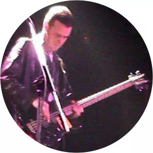 Dave Henning - Musical artist