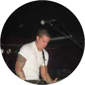 Dave Nassie - Musician