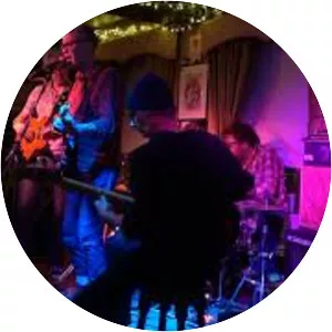 Davey Woodward & The Winter Orphans