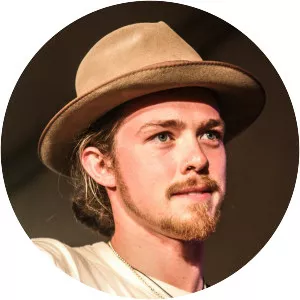 David Howley - Singer