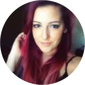 Davina Leone - Singer