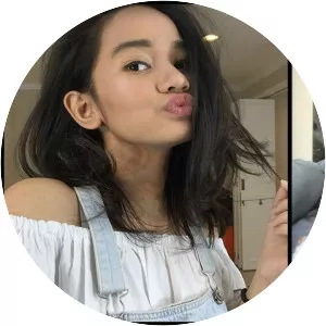 Davina Syafa Felisa - Mona Ratuliu's daughter