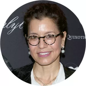 Dawn Laurel-Jones - Photographer ‧ Tommy Lee Jones' wife