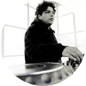 Day. Din - Musical artist