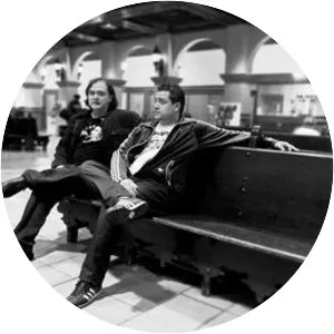 Days Between Stations