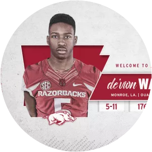 De'Vion Warren - American football wide receiver