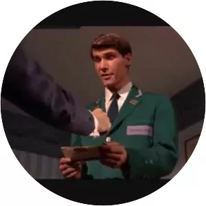 Dead Heat on a MerryGoRound - 1966 ‧ Drama/Comedy ‧ 1h 44m