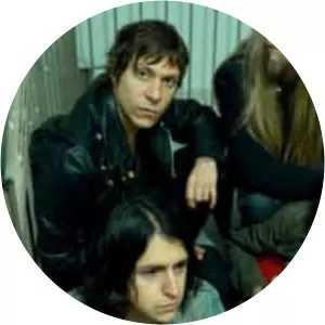 Dead Heavens - Rock band