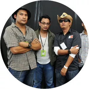 Dead Mushroom - Musical group