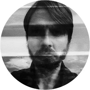 Dead When I Found Her - Musical band