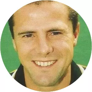 Dean Yates - Football player