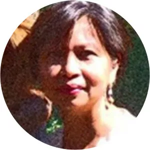 Deanna Che photograph