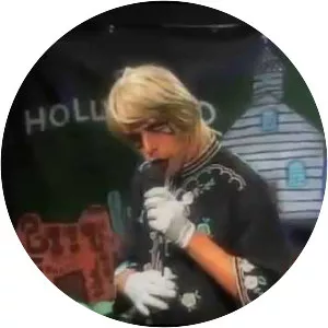 Deb Demure - Musician