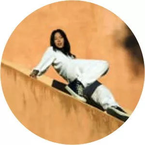 Deb Never - Musical artist