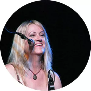 Debbi Peterson - American musician