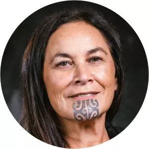 Debbie Ngarewa-Packer