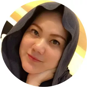 Debbie Veramasari - Rhoma Irama's daughter