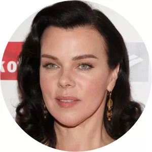 Debi Mazar