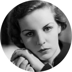 Deborah Cavendish, Duchess of Devonshire - Writer