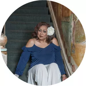 Deborah Swiney - Singer