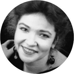 Debra Hanson - Costumer