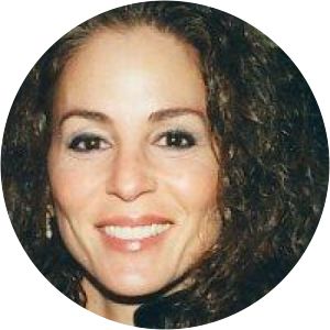 Dede Harris - Film producer