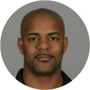 Dedric Ward - American football player