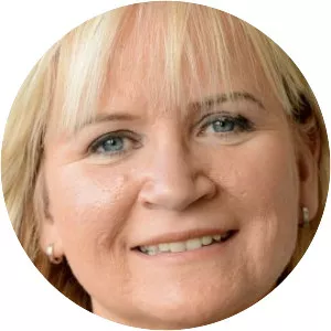 Dee Forbes photograph