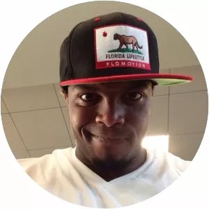 Dee Webb - American football player