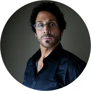 Deen Castronovo