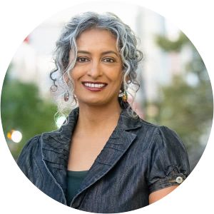 Deepa Fernandes - Radio host