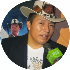 Delfin Quishpe - Singer-songwriter