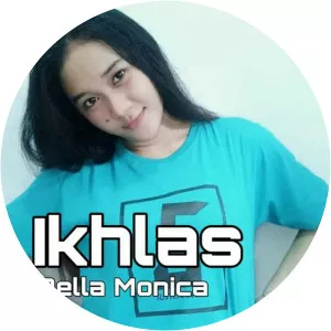 Della Monica - Musical artist