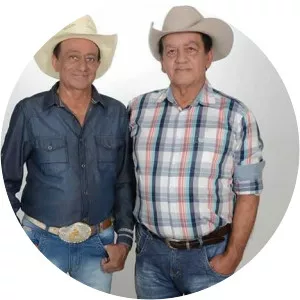 Delmir e Delmon - Musical group