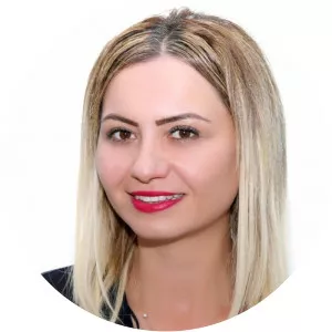 Demet Güler photograph