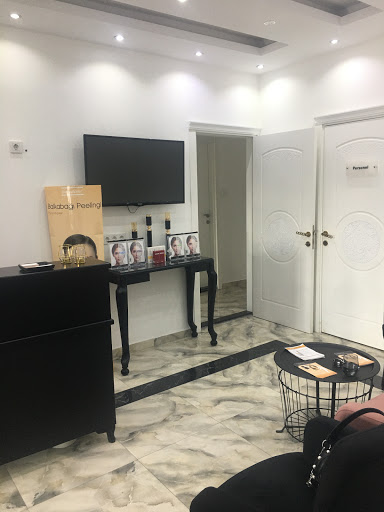 DemetsLine Beauty Center - Beauty salon in Istanbul