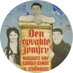 Den opvakte jomfru - 1950 ‧ Siyah-beyaz/Aile ‧ 1 saat 40 dakika